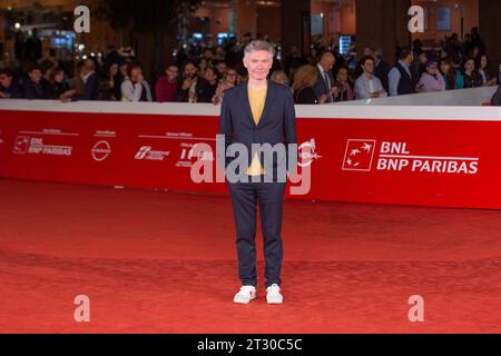 Rome, Italie. 21 octobre 2023. Le réalisateur Kevin Macdonald assiste au tapis rouge du film 'High & Low - John Galliano' lors de la quatrième soirée de la dix-huitième édition du Festival de Rome, le 21 octobre 2023 (photo de Matteo Nardone/Pacific Press/Sipa USA) crédit : SIPA USA/Alamy Live News Banque D'Images