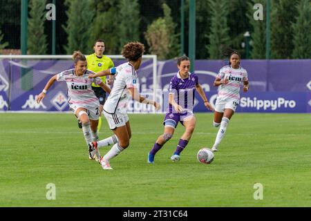 Florence, Italie. 22 octobre 2023. Florence, Italie, 22 octobre 2023 : Michela Catena (10 Fiorentina) lors du match de Serie A Women League entre Fiorentina Women et Juventus Women au Viola Park à Florence, Italie. (Sara Esposito/SPP) crédit : SPP Sport Press photo. /Alamy Live News Banque D'Images