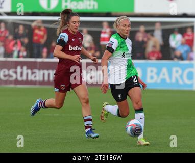 Dagenham, Royaume-Uni. 22 octobre 2023. Emma Koivisto de Liverpool Women lors DU match de la FA WOMEn'S SUPER LEAGUE entre West Ham United Women et Liverpool Women au Chigwell Construction Stadium, Dagenham le 22 octobre 2023 Credit : action Foto Sport/Alamy Live News Banque D'Images