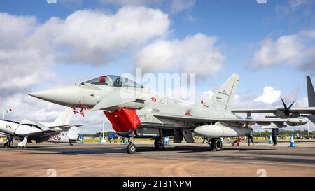Armée de l'air italienne - Eurofighter Typhoon F-2000a, exposé statique au Royal International Air Tattoo de 2023. Banque D'Images