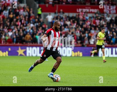 Bryan Mbeumo de Brentford lors du match de Premier League au Gtech Community Stadium, Londres. Date de la photo : Samedi 21 octobre 2023. Banque D'Images