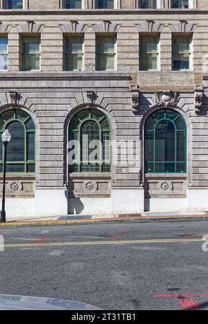 Hanover Academy, Trenton : Broad Street Bank Building, 143 East State Street, a été construit en trois sections en 1900, 1913 et 1924. Banque D'Images