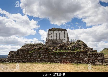 Lieu historique de Nuraghe Santu Antine situé en Sardaigne, Italie Banque D'Images