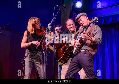 The fugitives, groupe de musique folk-roots acoustique, Rogue Folk Club, Vancouver, BC, Canada Banque D'Images