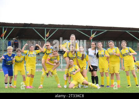 Football féminin : FC Petrolul équipe féminine au match Prahova CSU Ploiesti vs FC Petrolul Ploiesti , Stadion Metalul Filipestii de Padure, 22.10.2023 Banque D'Images