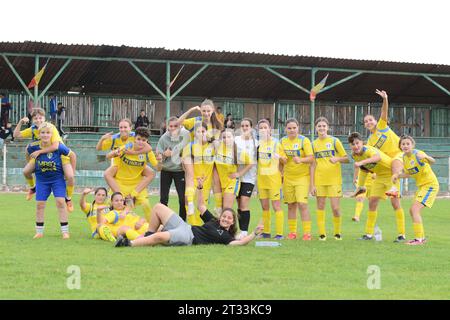 Football féminin : FC Petrolul équipe féminine au match Prahova CSU Ploiesti vs FC Petrolul Ploiesti , Stadion Metalul Filipestii de Padure, 22.10.2023 Banque D'Images