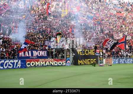 Bologne, Italie. 22 octobre 2023. Supporters du FC Bologne lors du match de Bologne FC vs Frosinone Calcio, football italien Serie A à Bologne, Italie, octobre 22 2023 crédit : Agence de photo indépendante/Alamy Live News Banque D'Images