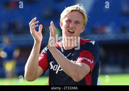 Bologne, Italie. 22 octobre 2023. Victor Kristiansen (Bologna FC) lors du match de Bologne FC vs Frosinone Calcio, football italien Serie A à Bologne, Italie, octobre 22 2023 crédit : Independent photo Agency/Alamy Live News Banque D'Images