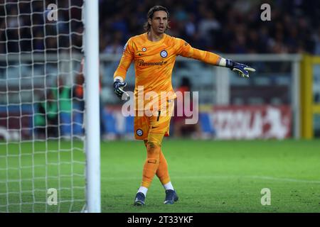 Yann Sommer du FC Internazionale fait des gestes lors du match de Serie A entre le Torino FC et le FC Internazionale au Stadio Olimpico le 21 2023 octobre à Turin, Italie . Banque D'Images