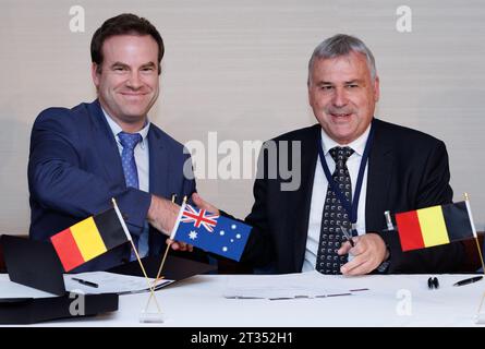 Sydney, Australie. 23 octobre 2023. Délégués de Hogent - ICMS photographiés lors d'une cérémonie de signature, lors de la Mission économique belge au Commonwealth d'Australie, à Sydney, lundi 23 octobre 2023. Une délégation belge effectue une mission économique de 10 jours en Australie du 19 au 28 octobre 2023. BELGA PHOTO BENOIT DOPPAGNE crédit : Belga News Agency/Alamy Live News Banque D'Images