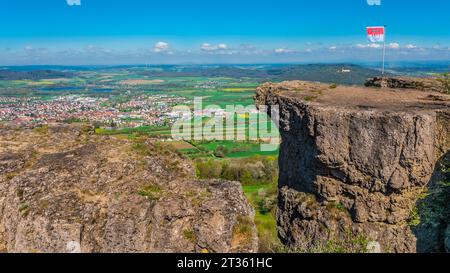 Allemagne, Bavière, Bad Staffelstein, vue depuis la colline Staffelberg en été Banque D'Images