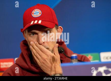 Istanbul, Turquie. 23 octobre 2023. L'entraîneur Thomas Tuchel du FC Bayern Munich participe à une conférence de presse. Le FC Bayern affrontera Galatasaray Istanbul en Ligue des Champions le 24 octobre 2023 à Istanbul. Crédit : Peter Kneffel/dpa/Alamy Live News Banque D'Images