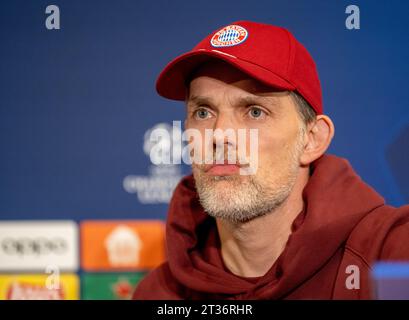 Istanbul, Turquie. 23 octobre 2023. L'entraîneur Thomas Tuchel du FC Bayern Munich participe à une conférence de presse. Le FC Bayern affrontera Galatasaray Istanbul en Ligue des Champions le 24 octobre 2023 à Istanbul. Crédit : Peter Kneffel/dpa/Alamy Live News Banque D'Images