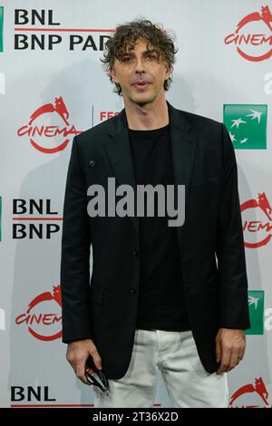 Rome, Italie. 23 octobre 2023. Michele Riondino assiste au photocall du film “I Leoni di Sicilia” lors du 18e Festival du film de Rome à l’Auditorium Parco Della Musica le 23 octobre 2023 à Rome, Italie. Crédit : Live Media Publishing Group/Alamy Live News Banque D'Images