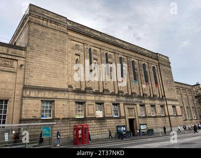 Édimbourg, Écosse, Grande-Bretagne. 2 octobre 2023. 20231002 : la Bibliothèque nationale d'Écosse est vue à Édimbourg, Écosse, Grande-Bretagne. (Image de crédit : © Chuck Myers/ZUMA Press Wire) USAGE ÉDITORIAL SEULEMENT! Non destiné à UN USAGE commercial ! Banque D'Images