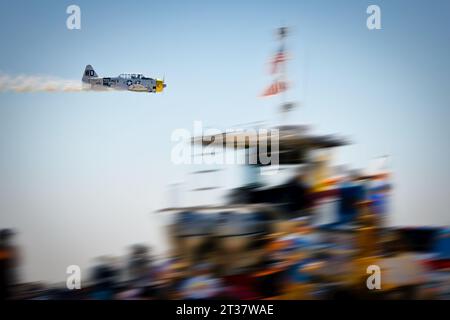 Miramar, Californie, États-Unis - 24 septembre 2023 : un T-6 Texan, faisant partie des Warbirds au-dessus de Miramar, au salon aéronautique américain 2023. Banque D'Images