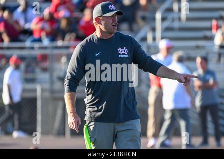 Frank McManus, entraîneur-chef de Mater Dei Monarchs, lors d'un match de football de la section Sud de la CIF au Centennial High School, vendredi 18 août 2023, à Corona, Etalonnage Les Mater Dei Monarchs ont battu les Huskies du Centenaire 28-14. (Dylan Stewart/image du sport) Banque D'Images