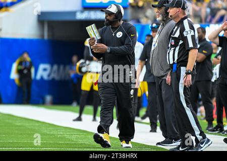 Mike Tomlin, entraîneur-chef des Steelers de Pittsburgh, lors d'un match de football de la NFL, dimanche 22 octobre 2023, à Inglewood, CA. Les Steelers ont battu les Rams 24- Banque D'Images