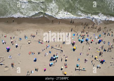 Documentation photographique aérienne d'une plage libre en été Banque D'Images