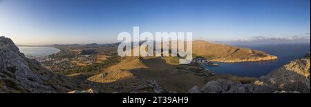 Vue panoramique sur Port de Pollenca et Alcudia sur l'île de Majorque Banque D'Images