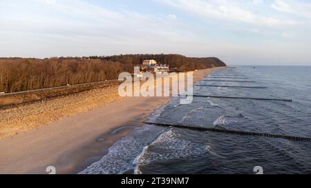 Côte escarpée sur la mer Baltique sur Usedom Banque D'Images