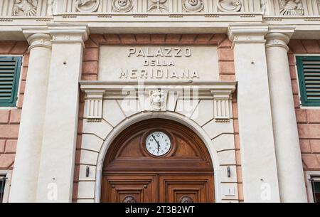 Entrée principale du Palazzo Della Meridiana (Palazzo Gerolamo Grimaldi) à Gênes. Site classé au patrimoine mondial de l'UNESCO. GENOVA - 1 MAI 2019 Banque D'Images