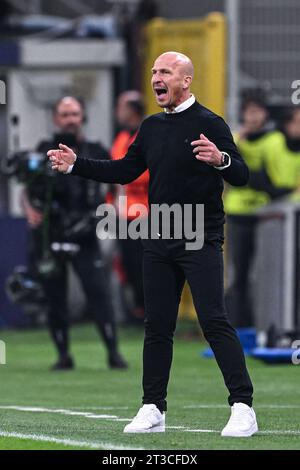 Milan, Italie. 24 octobre 2023. Milan, Italie, 24.10.23 : entraîneur-chef Salzbourg Gerhard Struber lors du match de phase de groupes de la Ligue des Champions entre le FC Internazionale et le FC Salzbourg au stade San Siro de Milan, Italie football (Cristiano Mazzi/SPP) crédit : SPP Sport Press photo. /Alamy Live News Banque D'Images