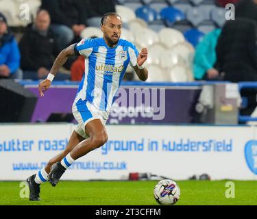 Huddersfield, Royaume-Uni. 31 août 2023. Sorba Thomas #14 de Huddersfield Town pendant le match de championnat de Sky Bet Huddersfield Town vs Cardiff City au John Smith's Stadium, Huddersfield, Royaume-Uni, le 24 octobre 2023 (photo de Steve Flynn/News Images) à Huddersfield, Royaume-Uni le 8/31/2023. (Photo Steve Flynn/News Images/Sipa USA) crédit : SIPA USA/Alamy Live News Banque D'Images