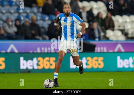 Huddersfield, Royaume-Uni. 31 août 2023. Sorba Thomas #14 de Huddersfield Town pendant le match de championnat de Sky Bet Huddersfield Town vs Cardiff City au John Smith's Stadium, Huddersfield, Royaume-Uni, le 24 octobre 2023 (photo de Steve Flynn/News Images) à Huddersfield, Royaume-Uni le 8/31/2023. (Photo Steve Flynn/News Images/Sipa USA) crédit : SIPA USA/Alamy Live News Banque D'Images