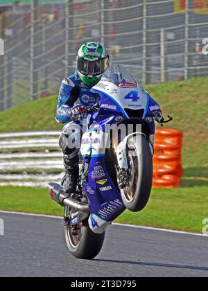 Jack Kennedy - Mar-train Racing Yamaha - pilote Yamaha 4 dans les 2023 British Superbikes à Brands Hatch en octobre 2023 Banque D'Images