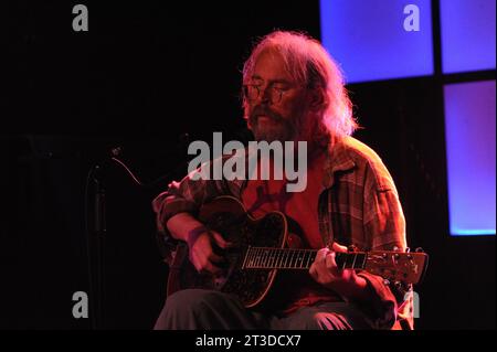 Le 20 mai 2022, Charlie Parr se produit à future Yard, Birkenhead, Liverpool, Royaume-Uni. Crédit : David Bronstein/ Alamy stock Banque D'Images