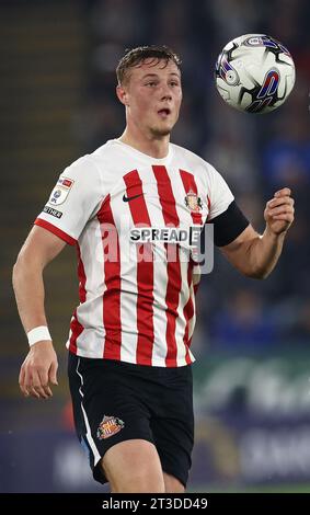 Leicester, Royaume-Uni. 24 octobre 2023. Daniel Ballard de Sunderland lors du Sky Bet Championship Match au King Power Stadium, Leicester. Le crédit photo doit se lire comme suit : Darren Staples/Sportimage crédit : Sportimage Ltd/Alamy Live News Banque D'Images