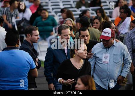 Mexico, Mexico, Mexique. 25 octobre 2023. Manuel Velasco (militant du parti MORENA) arrivant à la réunion avec les militants du parti MORENA au CDMX, tenue à Ciudad de los Deportes. (Image de crédit : © Luis E Salgado/ZUMA Press Wire) USAGE ÉDITORIAL SEULEMENT! Non destiné à UN USAGE commercial ! Banque D'Images