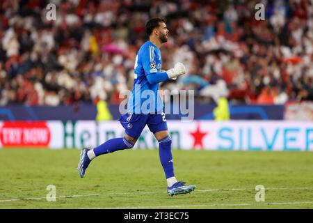 Séville, Espagne. 24 octobre 2023. Le gardien David Raya (22 ans) d'Arsenal vu lors du match de Ligue des champions de l'UEFA entre le Sevilla FC et Arsenal à l'Estadio Ramon Sanchez Pizjuan à Séville. (Crédit photo : Gonzales photo/Alamy Live News Banque D'Images