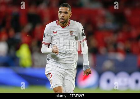 Séville, Espagne. 24 octobre 2023. Youssef en-Nesyri du Sevilla FC lors du match de l'UEFA Champions League, groupe B, entre le Sevilla FC et l'Arsenal FC a joué au stade Ramon Sanchez Pizjuan le 24 octobre 2023 à Séville, Espagne. (Photo Antonio Pozo/PRESSINPHOTO) crédit : PRESSINPHOTO SPORTS AGENCY/Alamy Live News Banque D'Images