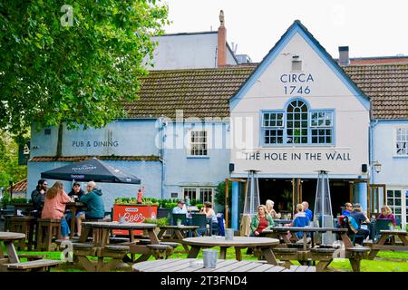 Royaume-Uni, Bristol, The Hole in the Wall pub Banque D'Images