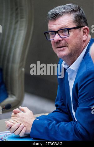 Bruxelles, Belgique. 25 octobre 2023. Bart Tommelein d'Open VLD est présenté lors d'une session plénière du Parlement flamand à Bruxelles, le mercredi 25 octobre 2023. BELGA PHOTO JASPER JACOBS crédit : Belga News Agency/Alamy Live News Banque D'Images