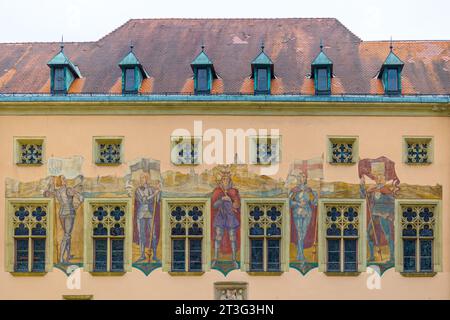 Passau, Allemagne - 21 juillet 2023 : fasade colorée de vieille maison médiévale, Passau, Bavière, Allemagne. Banque D'Images