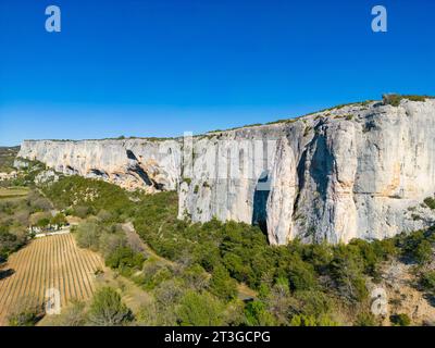 France, Vaucluse, Parc naturel régional du Luberon, Lioux, falaises de la Madeleine (vue aérienne) Banque D'Images