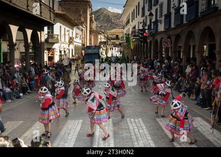 Célébration de la fin des cours à l'Université de Cusco, Pérou. Banque D'Images