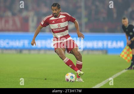 Dusseldorf, Deutschland. 21 octobre 2023. Firo : 21 octobre 2023 football, football, hommes 2e Ligue, deuxième 2e Bundesliga, saison 2023/2024 Fortuna Dusseldorf - 1.FC FCK Kaiserslautern 4:3 Emmanuel Iyoha, SINGLE ACTION, Fortuna crédit : dpa/Alamy Live News Banque D'Images