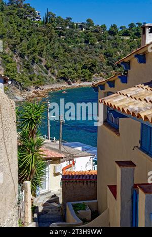 Série de paysages du bord de mer méditerranéen, sur la commune de Toulon (Var) dans le sud de la France. - lieu réservé et caché - conservé et caché Banque D'Images