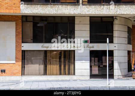 Bogota, Colombie - octobre 23 2023. Bâtiment du Conseil de section de la magistrature de Bogota au nord de la ville sur la rue 85. Banque D'Images