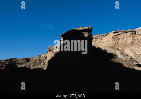 Le contraste clair et sombre de Yadan Landform Banque D'Images