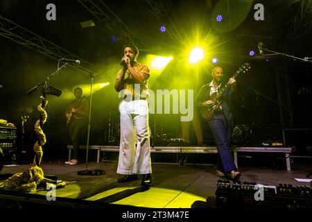 Milan Italie 17 octobre 2023 Jeune le géant au Circolo Magnolia Segrate Milan © Roberto Finizio / Alamy Banque D'Images