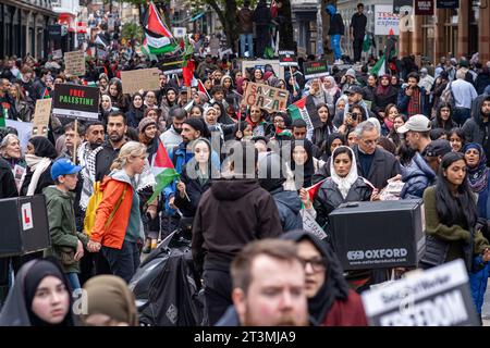 marche libre de la Palestine à Birmingham, Royaume-Uni. 21/20/2023 Banque D'Images