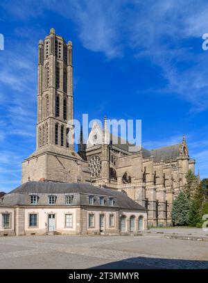 Cathédrale de Limoges - Cathédrale Saint-Étienne de Limoges. La construction de l'église catholique romaine gothique a commencé en 1273 et s'est achevée en 1888. Banque D'Images