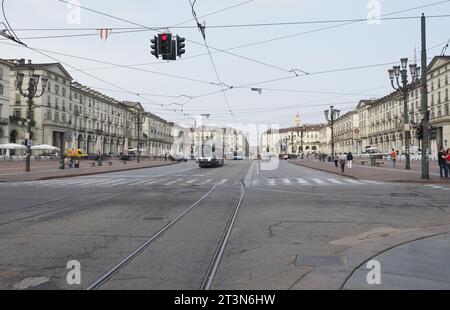 TURIN, ITALIE - 06 OCTOBRE 2023 : Piazza Vittorio Emanuele II Banque D'Images