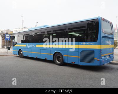 TURIN, ITALIE - 06 OCTOBRE 2023 : arriva DB bus Banque D'Images