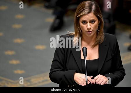 Bruxelles, Belgique. 26 octobre 2023. Marianne Verhaert de Open VLD photographiée lors d'une session plénière de la Chambre au Parlement fédéral à Bruxelles le jeudi 26 octobre 2023. BELGA PHOTO DIRK WAEM crédit : Belga News Agency/Alamy Live News Banque D'Images